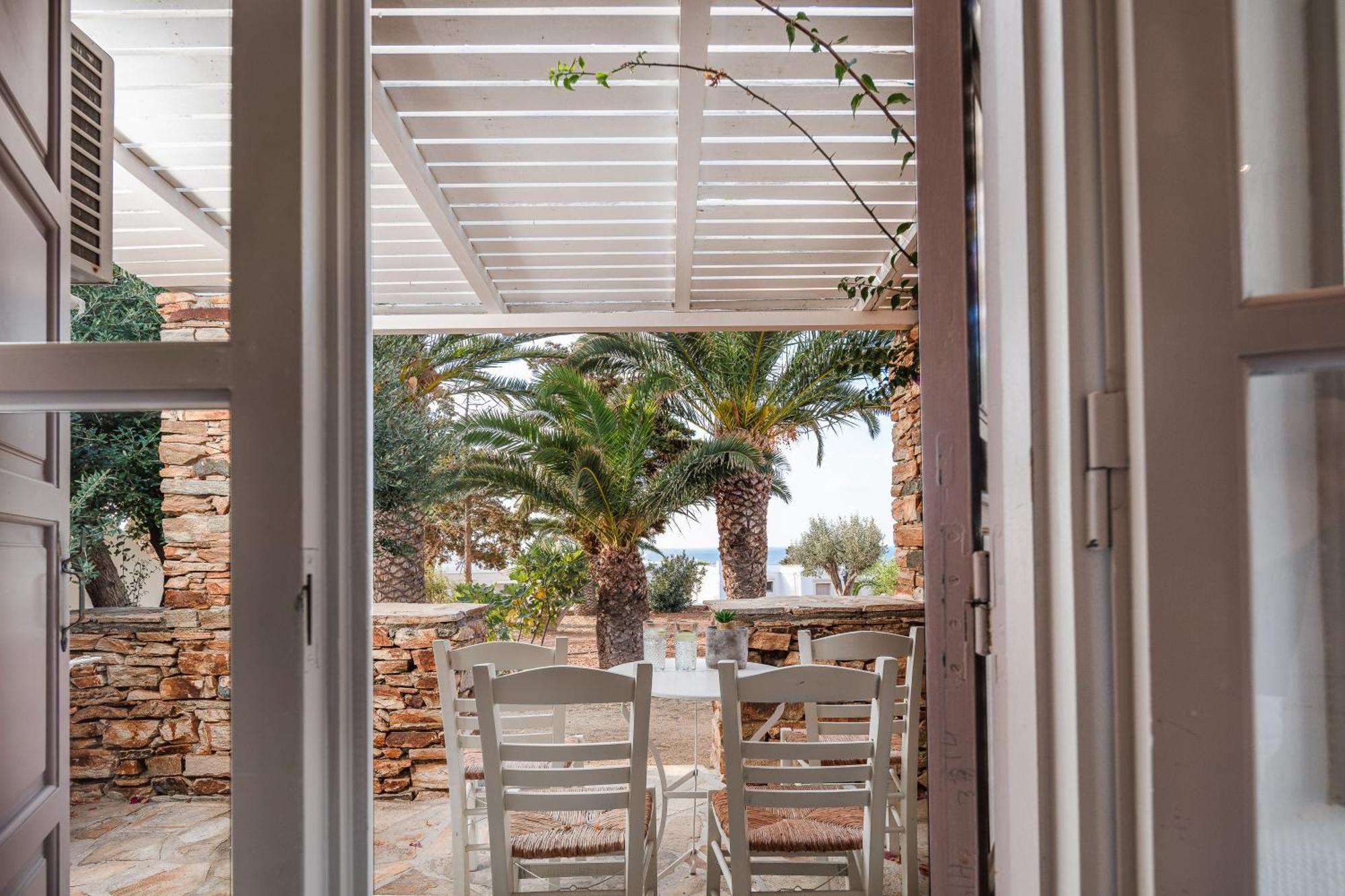 Kavuras Village Agios Prokopios (Naxos)